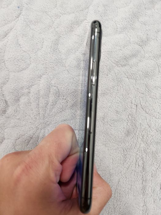 Iphone 11 pro продам
