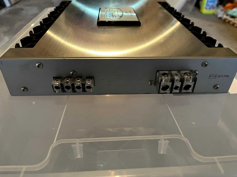 Продавам моно усилвател/стъпало Emphaser EA 1250