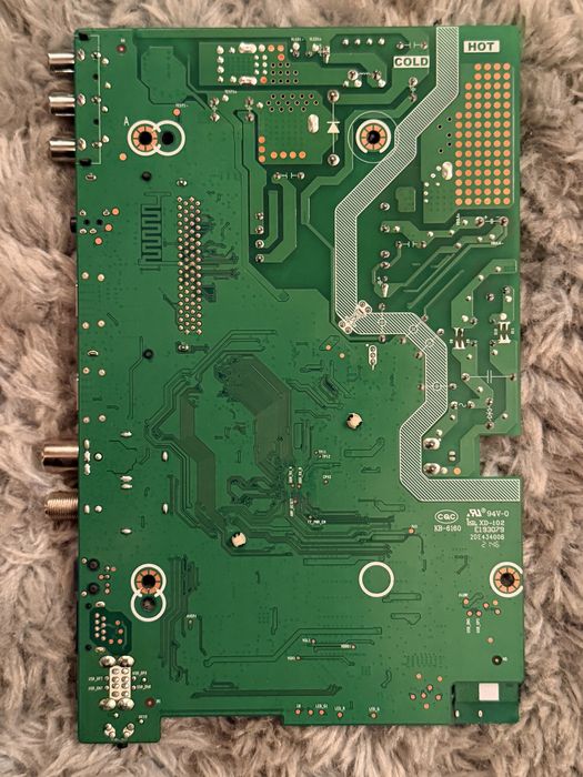 Placă de bază Hisense Smart TV – DZ/32A35EEVS (0006) + telecomandă