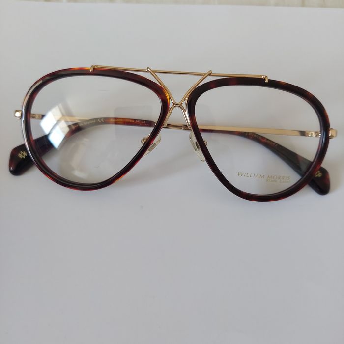 William Morris Очила