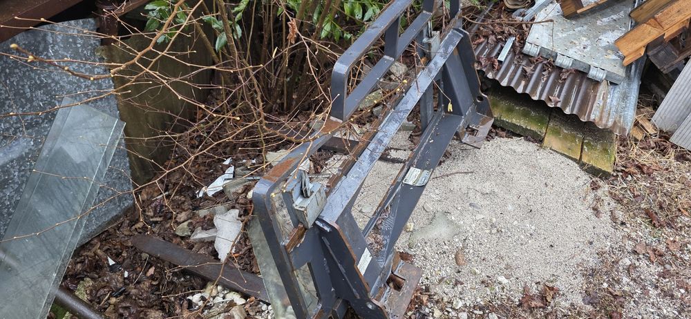 Furci paleți  Lame paleți miniincarcator Bobcat  Bob cat