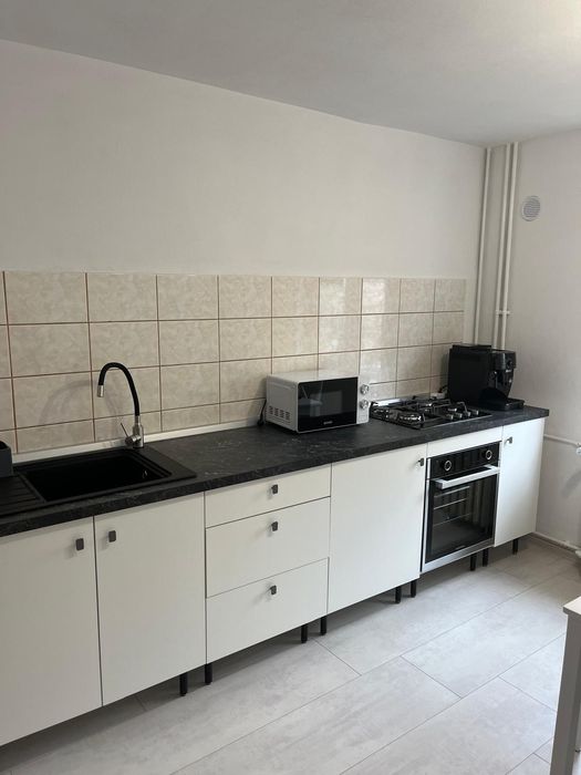 Închiriere apartament Sarari 2 camere decomandate cu centrala proprie