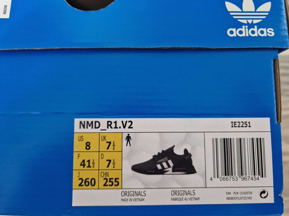 Маратонки Adidas НОВИ!!!