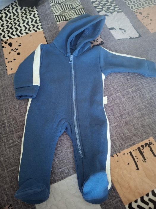 Продам комбезики на лето