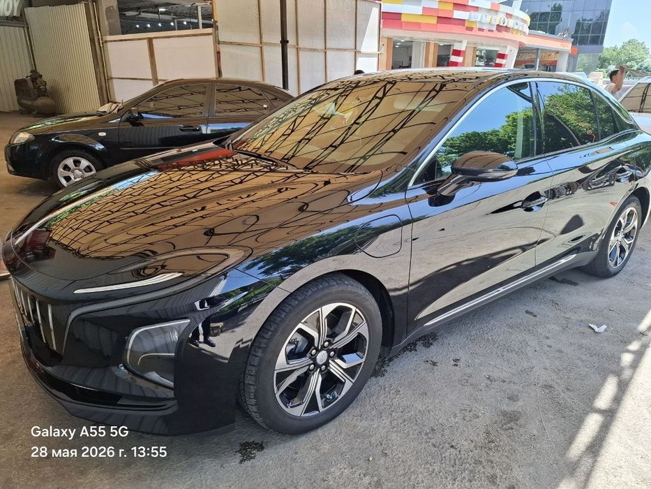 Продаётся Hongqi  mq5