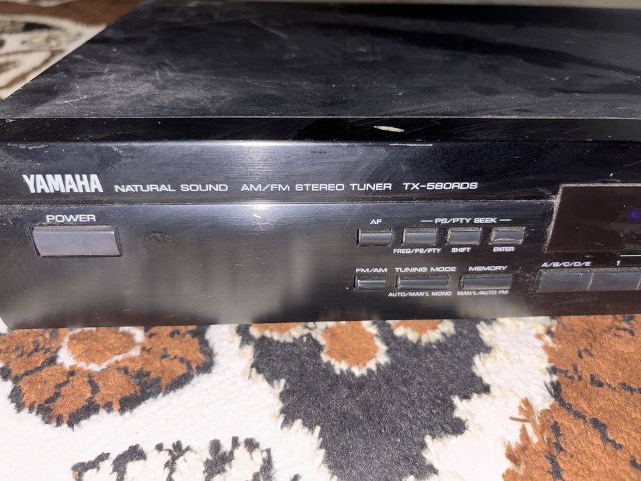 tuner stereo AM/FM Yamaha Natural Sound