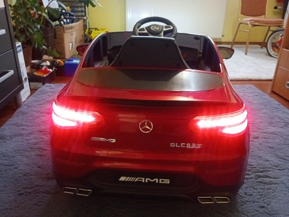 Masinuta electrica cu telecomanda 4x4 Mercedes-Benz GLC 63 Amg Rosu