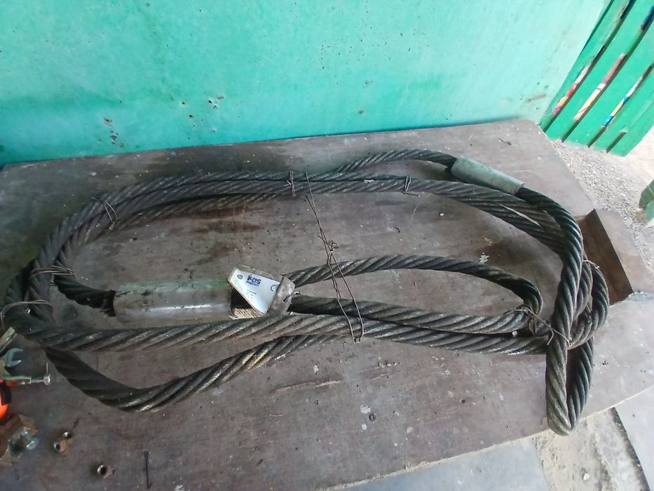 Продам стальной буксировочный трос.
