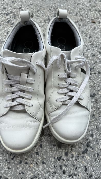 Маратонки бели оригининални