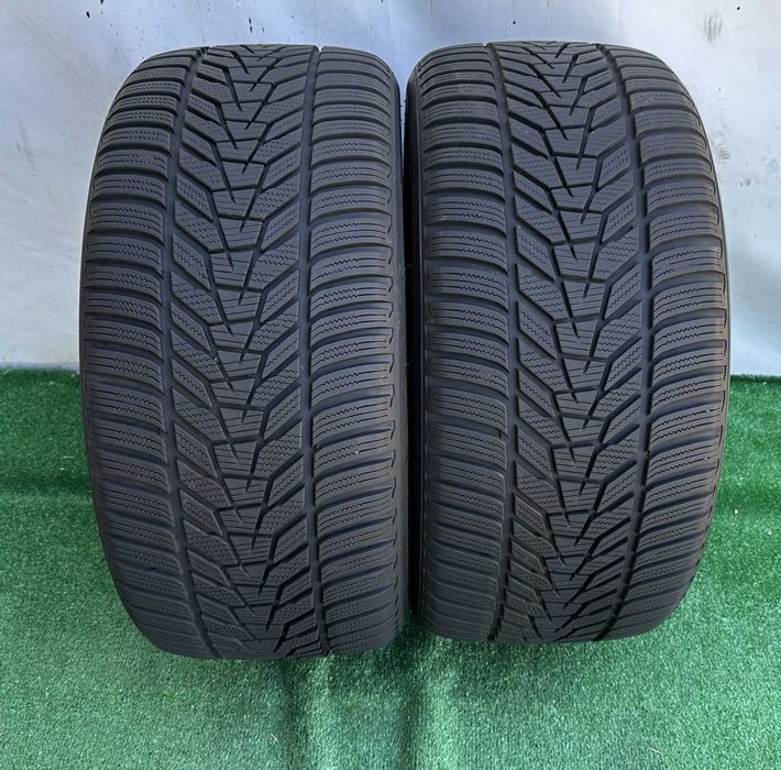2бр 265/40r18 HANKOOK зимни