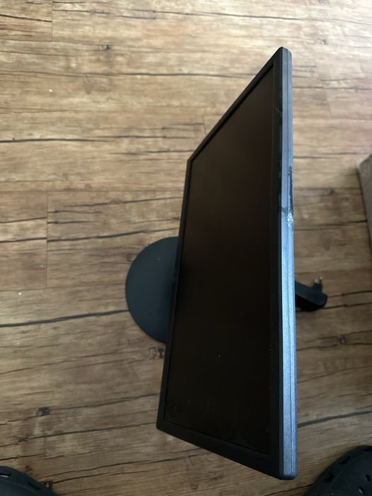 Монитор 18.5" Broteko 185VH черный