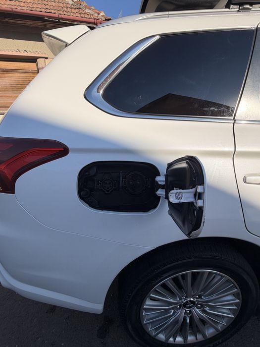 Vand Mitsubishi Outlander PHEV 2020