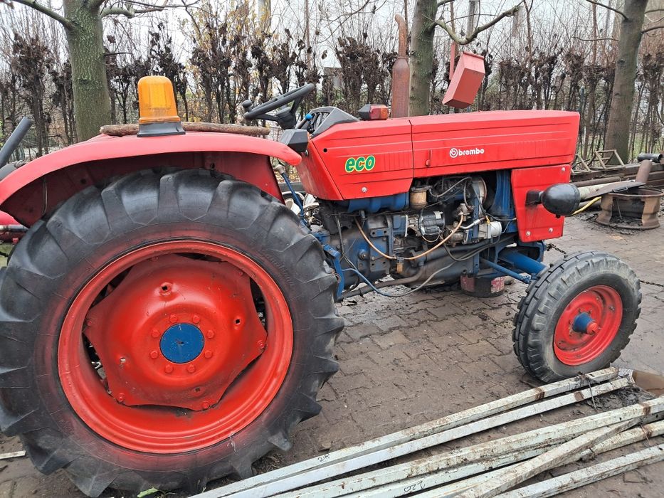 Tractor U445- leuț