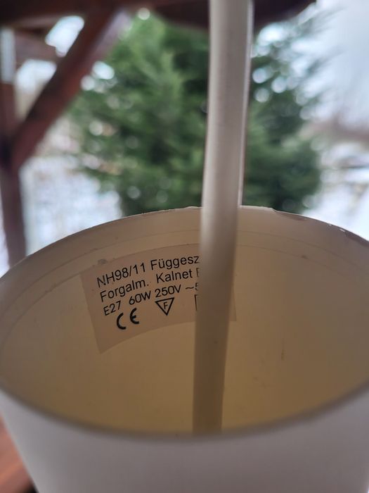 Aplică suspendată pentru iluminat din sticlă