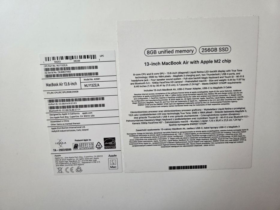 MacBook Air 13 2022 година НОВ