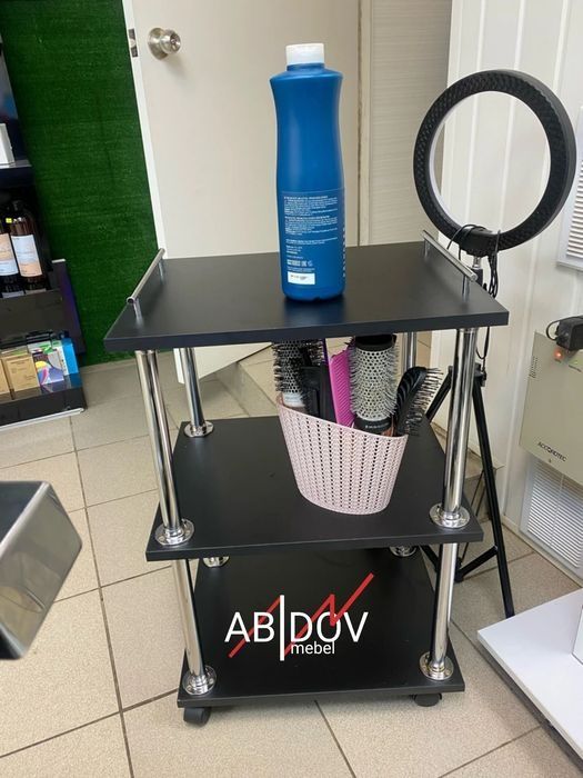 Тележка , помошница  ,  тумбочка  , этажерка  для салона красоты