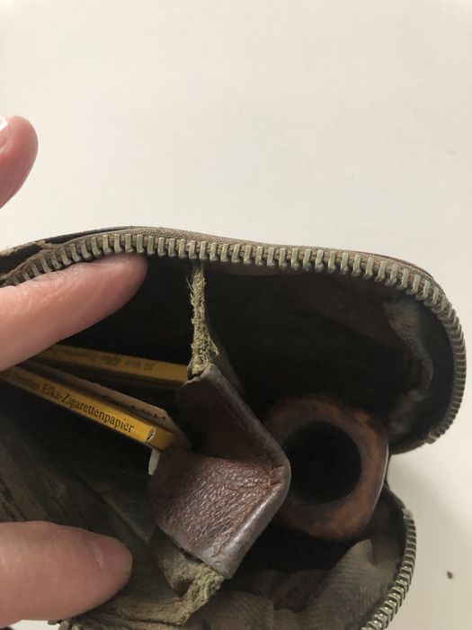 Pipa veche cu accesorii