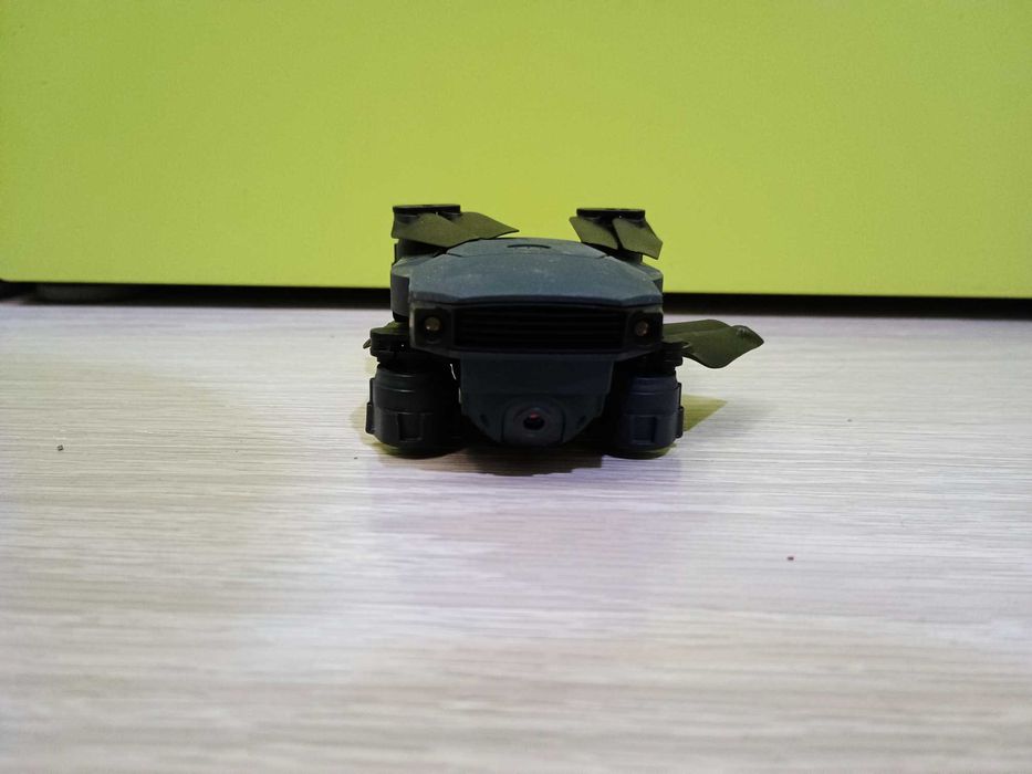 Дрон с камера за лупинги