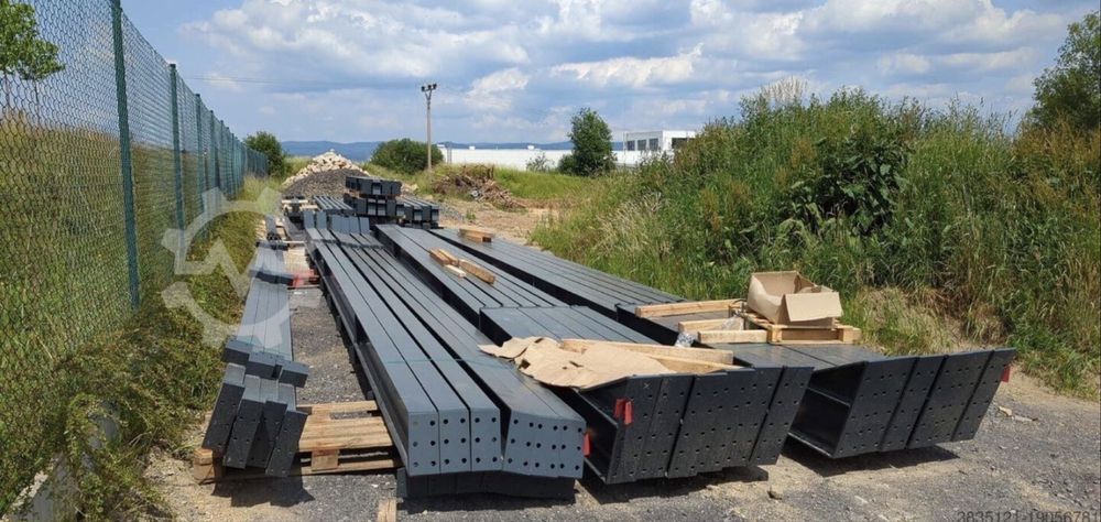 Vand 5 Ferme la 10.00m si 10 stalpi la 4.00m