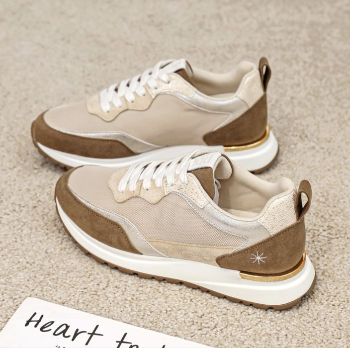 Леки и удобни обувки Valentino