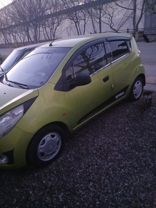 Spark 2 lux kanditsaner bor