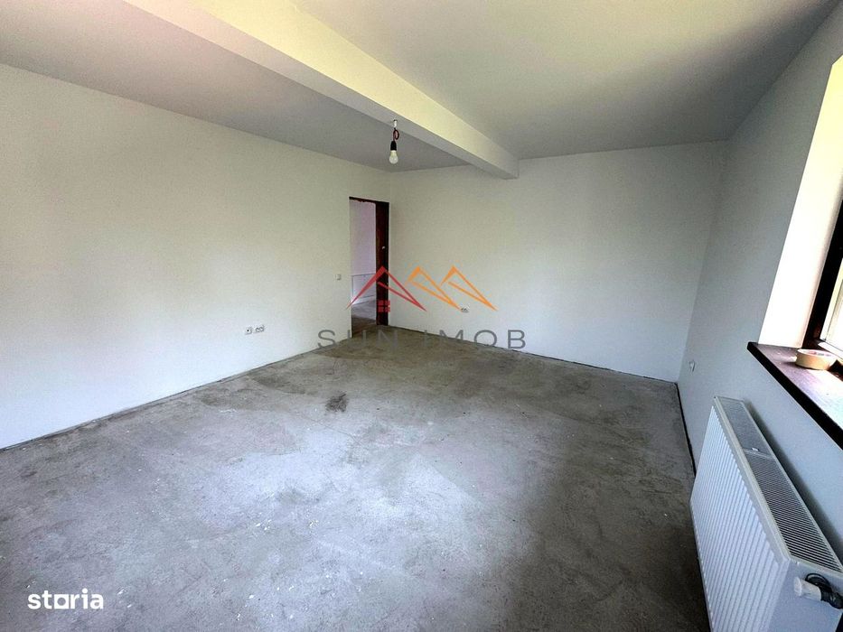Casa P+E+M 5 camere, an 2019, renovat 2023, toate utilitatile