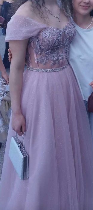 Абитуриентска рокля ,обувки,аксесоари