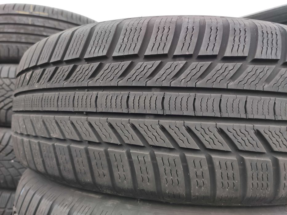 2бр Зимни гуми 215 60 17 - Continental - DOT 2024