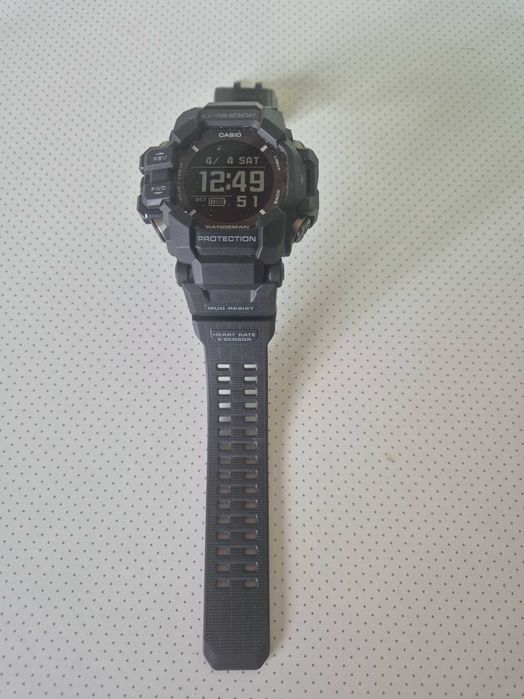 Часовник Casio GPR H-1000