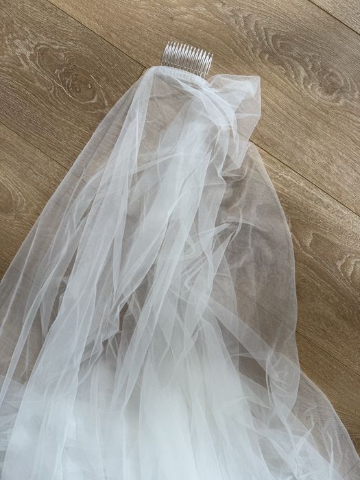 Булчинска рокля принцеса М-Л размер с мъниста и тюл + подарък воал