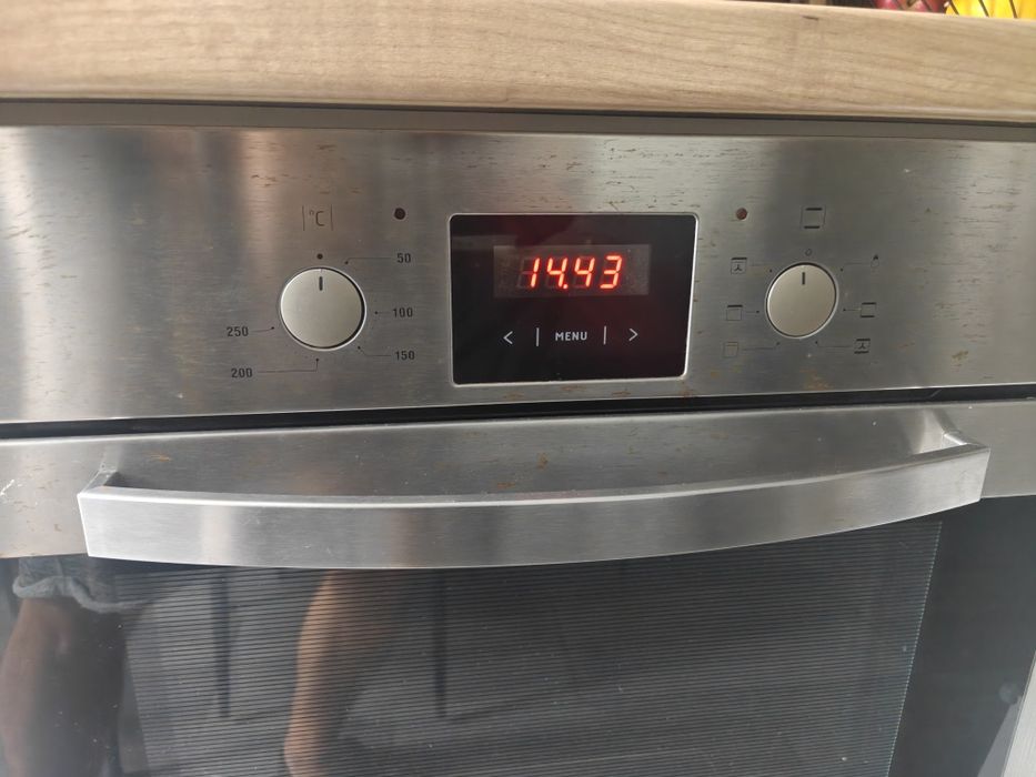 Cuptor electric incororabil Hansa