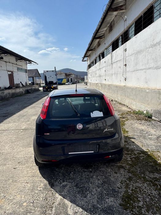 Vand Fiat Grand Punto pentru dezmembrat