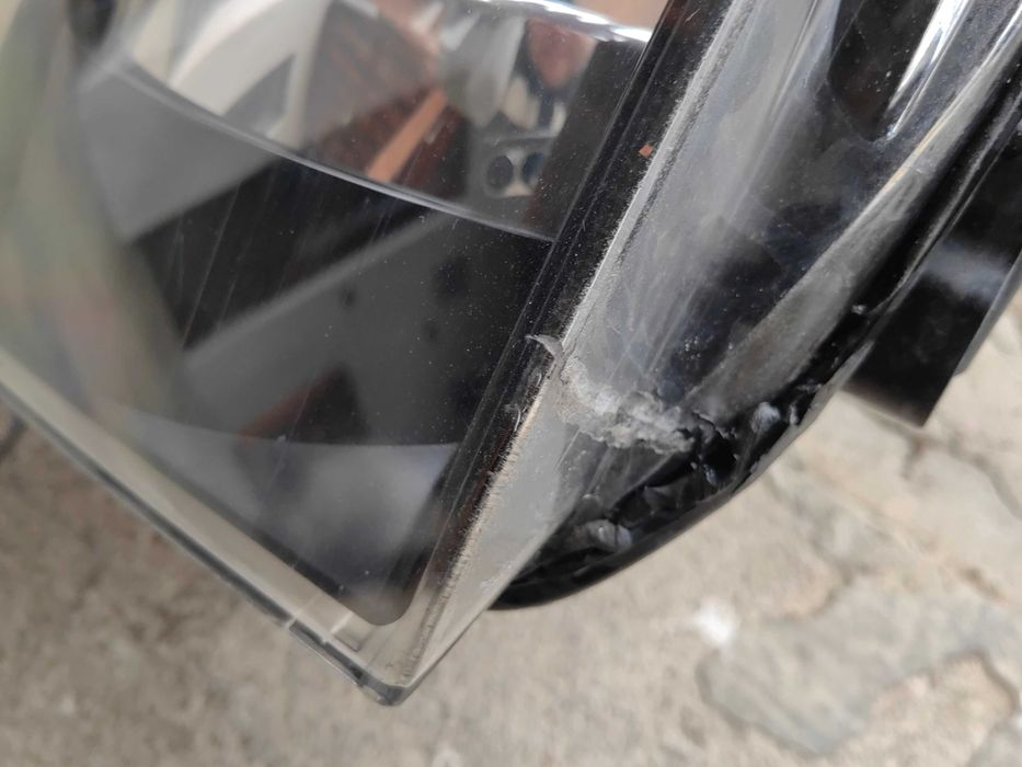 Фар VW Transporter T5 Face Cravelle Multivan десен / Фар Транспортер