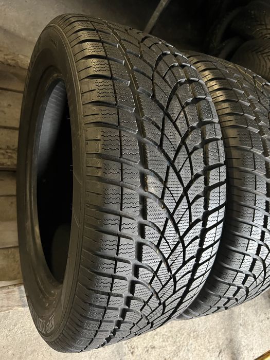 2 anvelope de iarna 265/50/19 dunlop 7.8mm!