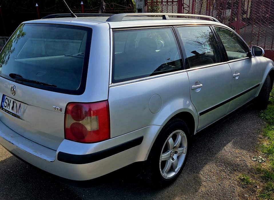 VOLKSWAGEN Passat 2004 — imagine 4