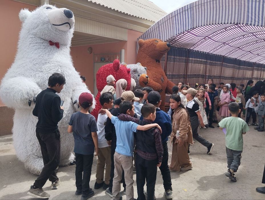 Сотувда 15 та кахрамонлар бор