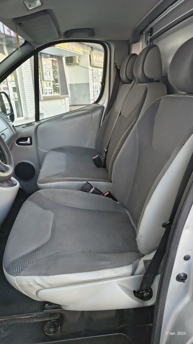 OPEL Vivaro 2011 — imagine 3