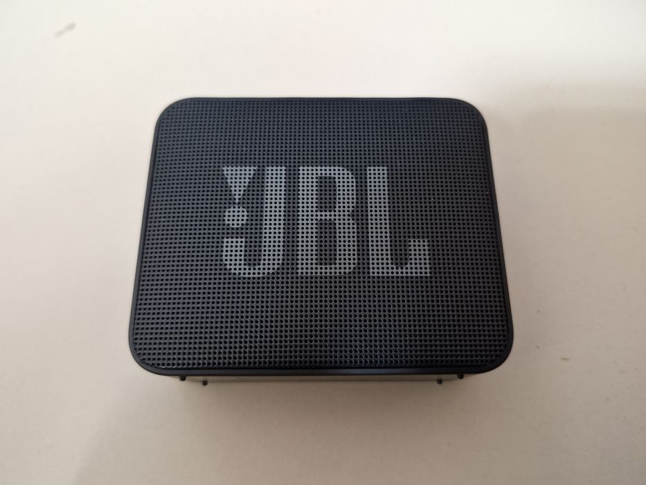JBL  Essential GO 2