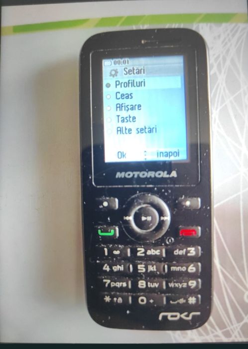 Telefon taste camera, robust, mic și foarte practic