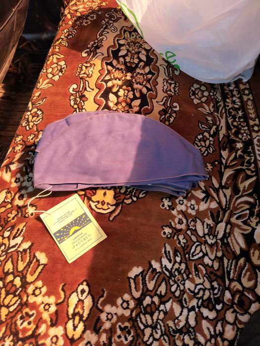 Пилотки для игр. Синие и красные