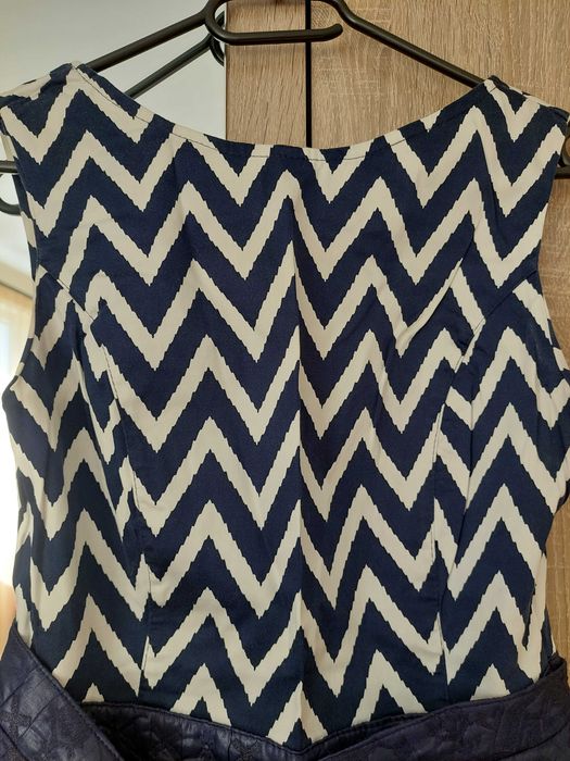 Рокля с коланче в синьо