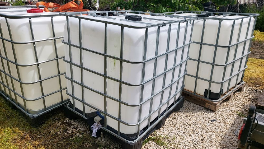 Цистерна Бидон 1000 литра(1тон) перфектен