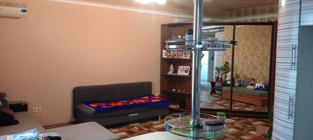 Продам полуторку 54,0 кв.м, Тлепбергенова 80