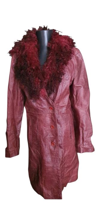 Palton burgundy de piele cu guler de blana naturala