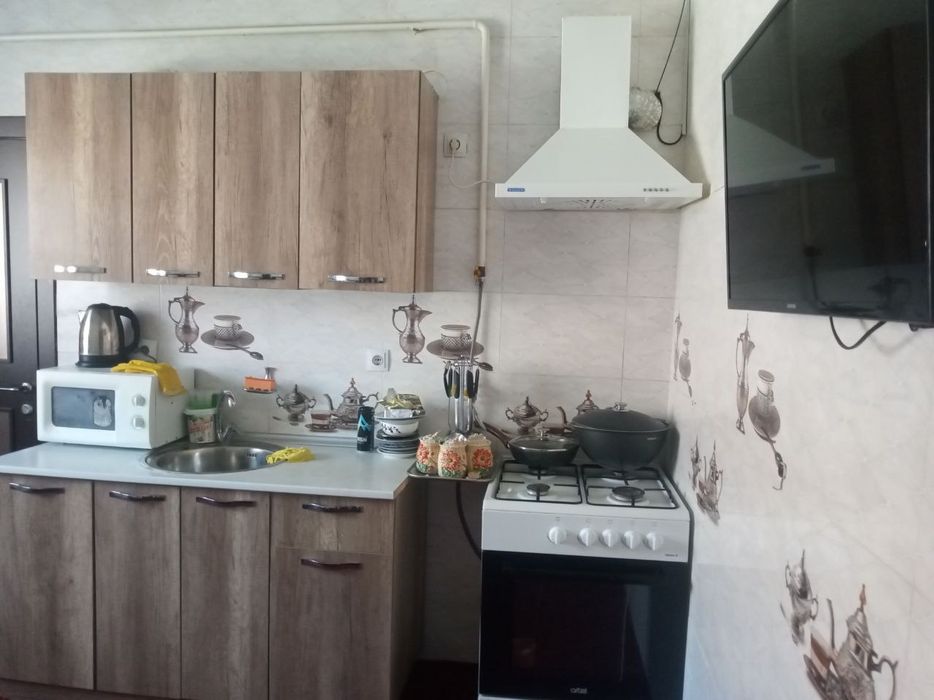 Аренда метро тинчлик 2.хонали оилага берилади расмдаги уй