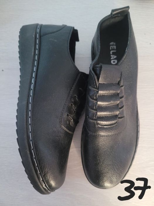 Vând încălțăminte dama 35lei diferite modele noi