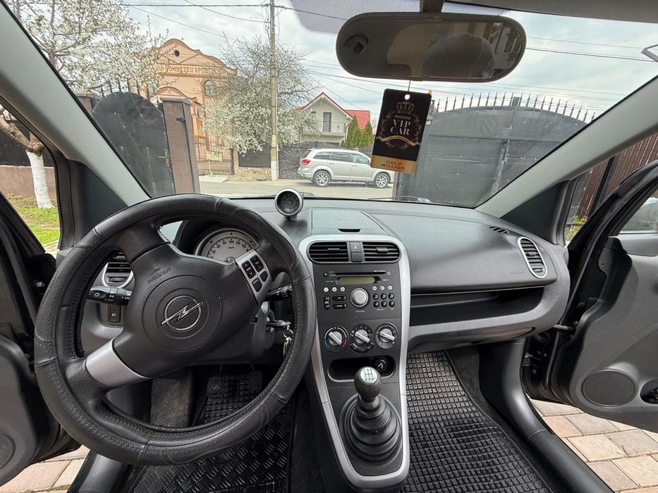 Opel Agila 1.0 Benzină | 2009 | 173.000 km | Anvelope Vară + Iarnă