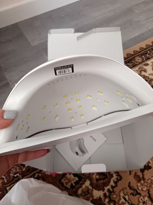 Продам лампу для маникюра  SUNUV 5 LED-UV 48 Вт