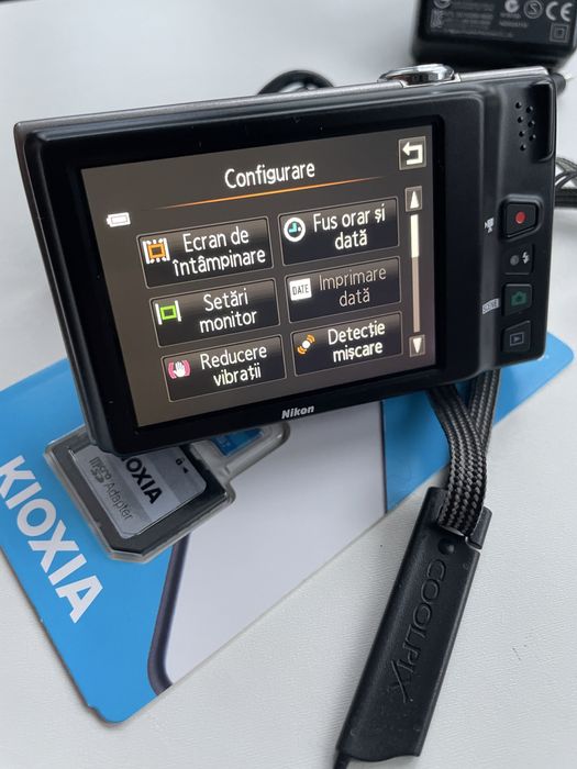 Aparat foto digital NIKON CoolPix S6150 TouchScreen Point and Shoot