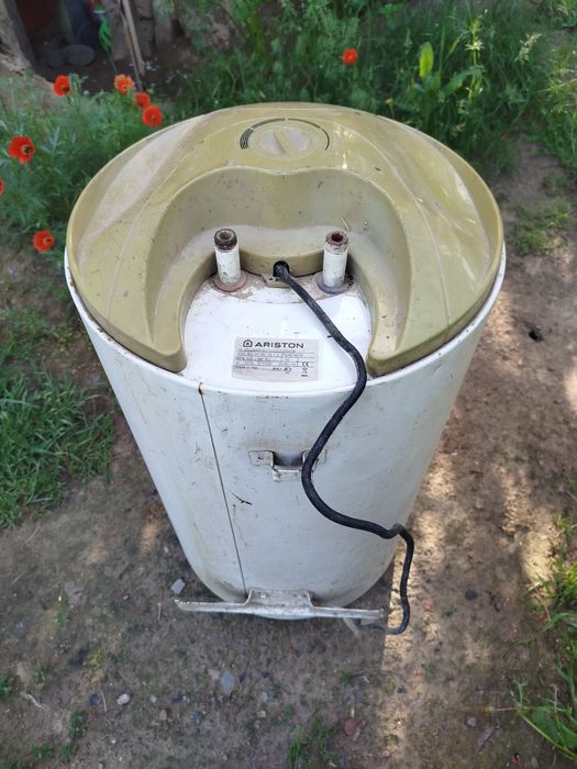Бойлер Ariston 80л